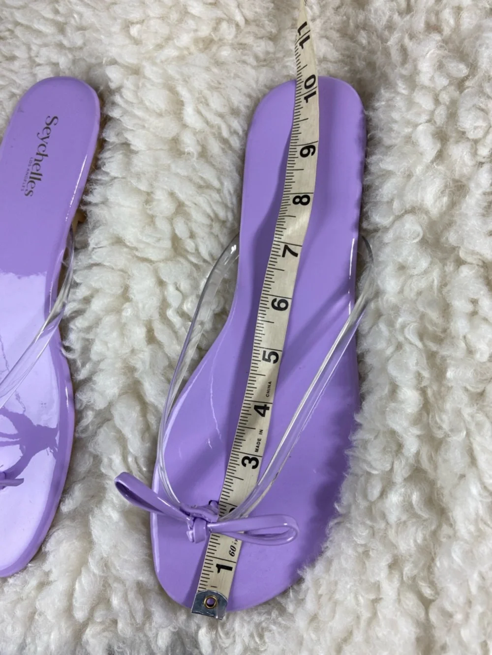NWOT Seychelles 10 Wish Lost II Patent Bow Thong Sandals Flip Flops Clear Jelly - Picture 8 of 9